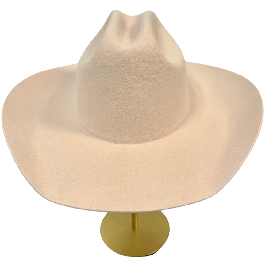 GG Pip Teddy Cattleman